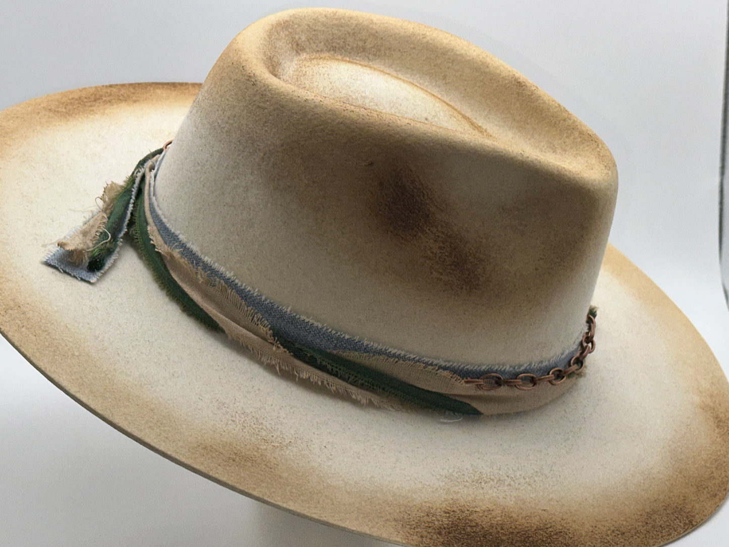 La Guardiana (The Guardian) 100% Australian Wool