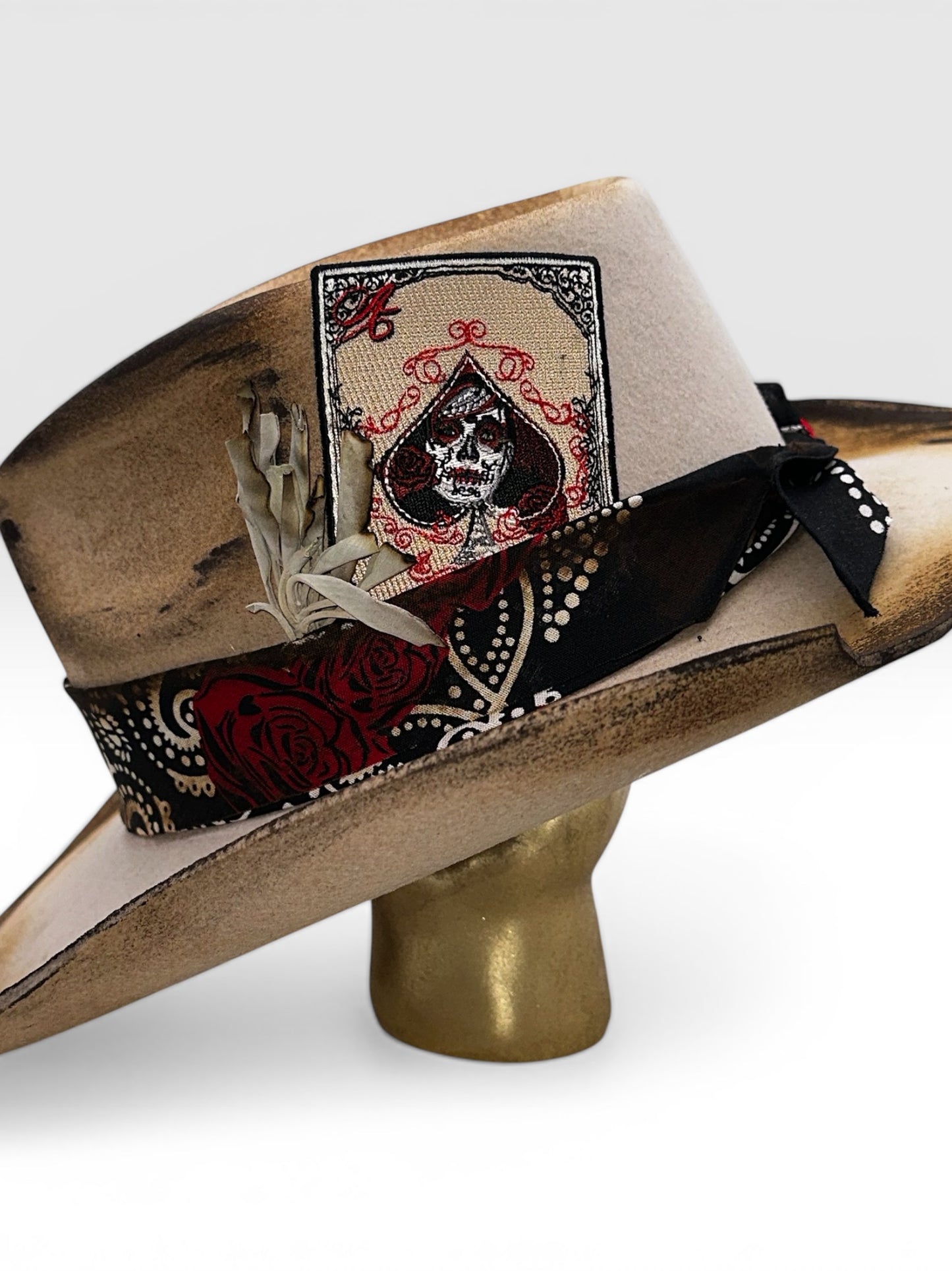 La Curandera (100% Australian Wool)